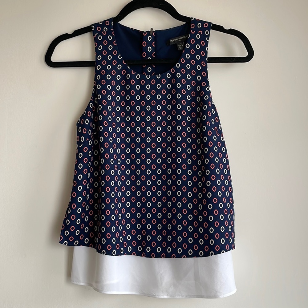 Banana Republic Factory Geometric Pattern top